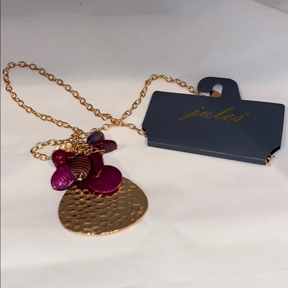 Jules Berry n gold necklace